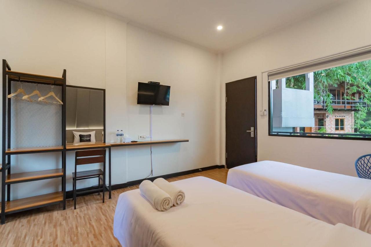 Urbanview Hotel Sagara Богор Экстерьер фото