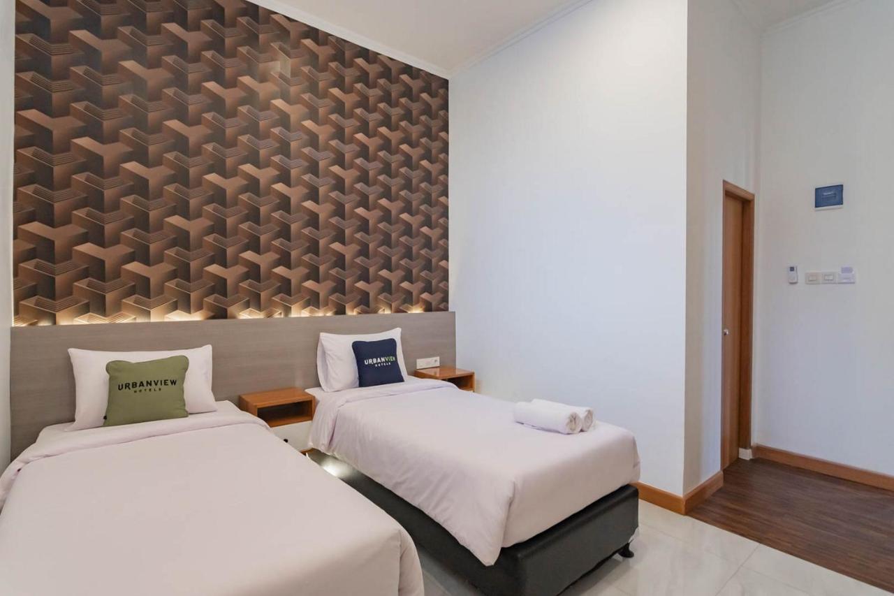 Urbanview Hotel Sagara Богор Экстерьер фото